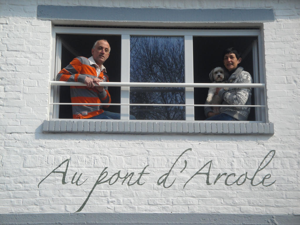 B&B Au Pont D'Arcole Beauvechain Exteriör bild